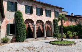 Villa – Lecco, Lombardy, Italy for 1,500,000 €