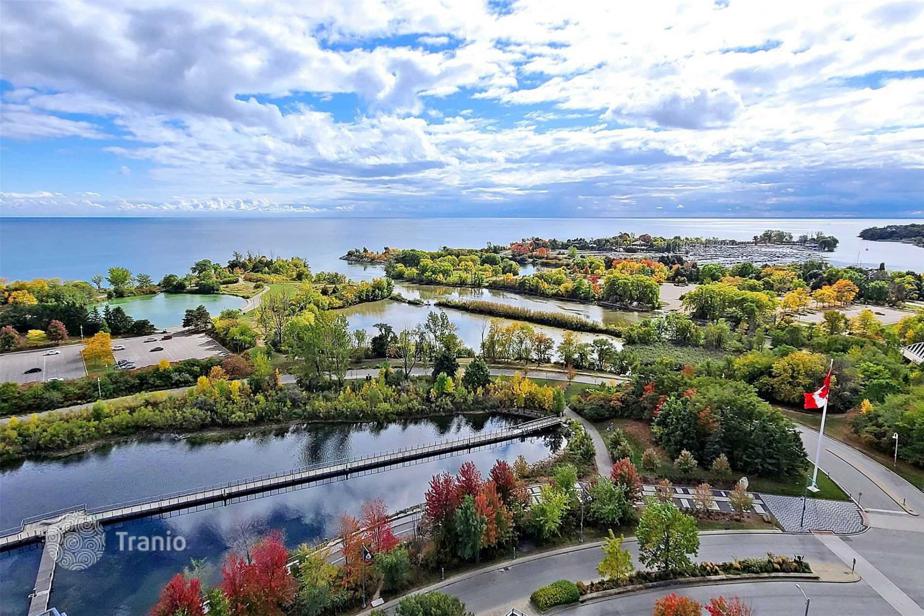 Apartment for sale in Etobicoke, Canada — listing 1910050