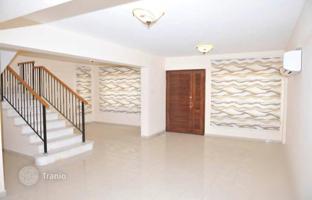 4-bedroom villa 175 m² in Larnaca for 250,000 €
