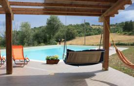 Holiday house with swimming pool for sale Arezzo, Tuscany for 380,000 €