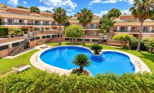 6-bedroom house 685 m² in Salou for 950,000 €