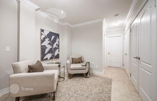 8-bedroom townhouse in North York for C$1,521,000