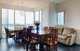 Apartment – Yonge Street, Toronto, Ontario,  Canada for C$933,000