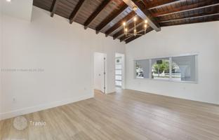 4-bedroom house 198 m² in Miami for $1,300,000