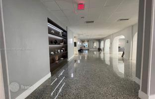 1-bedroom apartments in condo 79 m² in Hallandale Beach for $369,000