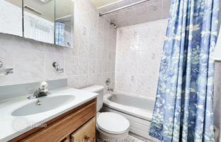 15-bedroom townhouse in Lisgar Street for C$1,312,000