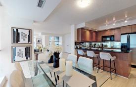 Apartment – Simcoe Street, Old Toronto, Toronto,  Ontario,   Canada for C$1,381,000
