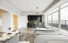 Apartment – Bathurst Street, Toronto, Ontario,  Canada for C$653,000