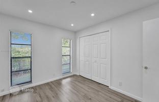 4-bedroom house 286 m² in Coral Springs for $725,000