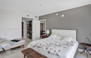 3-bedroom apartments in condo 142 m² in Sunny Isles Beach for $1,160,000