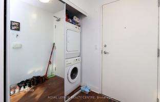 5-bedroom apartment in Etobicoke for C$1,007,000