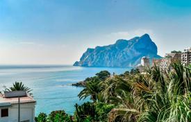 Luxury villa with spectacular sea views, 50m from the beach in Calpe for 3,700,000 €