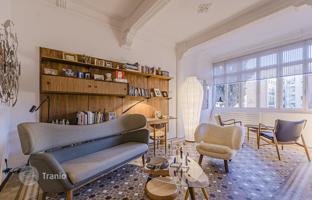 3-bedroom apartment 154 m² in Barcelona for 1,175,000 €