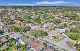 Townhome – Cooper City, Broward, Florida,  USA for $655,000