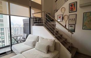 1-bedroom apartments in condo in Huai Khwang for $276,000