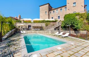 14-bedroom castle in Tuscany. Price on request