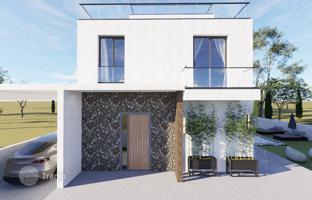 3-bedroom villa 100 m² in Souni-Zanakia for 325,000 €