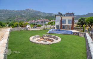 5-bedroom villa 400 m² in Fethiye for 65,654,000 TRY