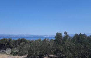 Land plot 2,022 m² in Solta for 344,000 €