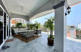Apartment – Pattaya, Chonburi, Thailand for $268,000