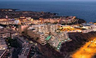 3-bedroom apartment in new building 225 m² in Playa Paraiso for 714,000 €