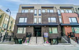 Terraced house – North York, Toronto, Ontario,  Canada for C$809,000