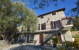 Three-storey stone villa overlooking the sea, Bordighera, Italy for 750,000 €