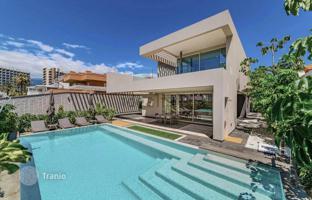 4-bedroom villa 300 m² in Playa de las Americas for 3,250,000 €