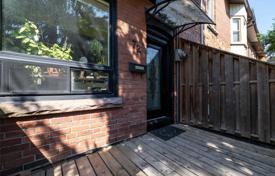 Terraced house – Hamilton Street, Old Toronto, Toronto,  Ontario,   Canada for C$1,539,000