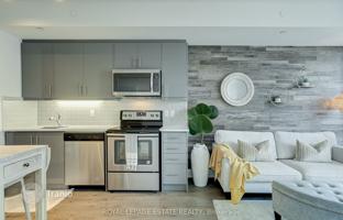 5-bedroom apartment in Etobicoke for C$754,000