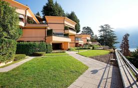 An outstanding home set within a Residence (11 properties) with beautiful Lake views, Italy for 1,900,000 €