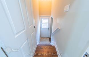11-bedroom house in Scarborough for C$1,312,000