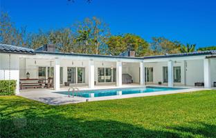 4-bedroom house 406 m² in Miami for $2,875,000