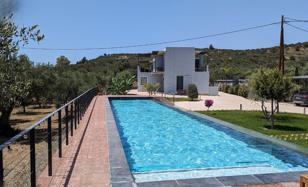 4 furnished apartments with a swimming pool and a garden just 450 m from the sea, Messinia, Peloponnese, Greece for 1,700,000 €