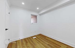 8-bedroom townhouse in North York for C$1,167,000