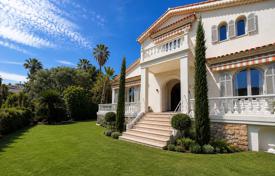 5-bedroom villa in Cannes for 11,200 € per week