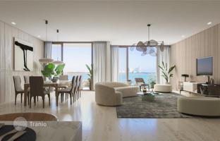 4-bedroom apartments in condo 378 m² in Bay Harbor Islands for $5,045,000