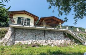 Classic style Villa with a swimming pool, a terrace and a private beach area, Meina, Piedmont, Italy for 720,000 € Classic style Villa with a swimming pool, a terrace and a private beach area, Meina, Piedmont, Italy for 720,000 €