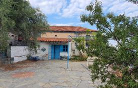 Traditional stone house with a garden and sea and mountain views, Tyros, Greece for 110,000 €