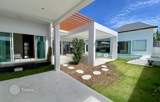 4-bedroom villa 288 m² in Thalang for $551,000