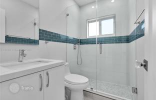 4-bedroom house 219 m² in Miami for $1,690,000