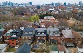 Terraced house – Old Toronto, Toronto, Ontario,  Canada for 1,238,000 €