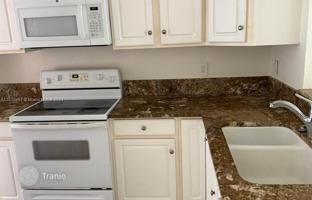 2-bedroom apartments in condo 110 m² in Delray Beach for $270,000