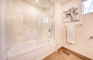 8-bedroom house in Scarborough for C$1,418,000