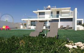 Four bedroom villa in Ayia Napa for 1,700,000 €