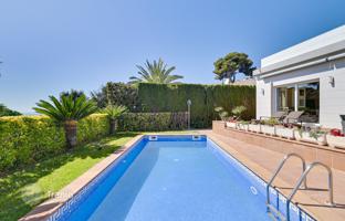 4-bedroom house 224 m² in Lloret de Mar for 900,000 €