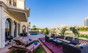 4-bedroom villa 550 m² in The Palm Jumeirah. Price on request