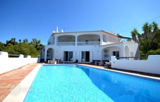 5-room villa 334 m² in Faro City for 931,000 €