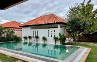 3-bedroom villa 180 m² in Pattaya for $352,000