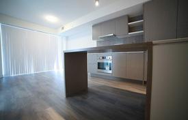 Apartment – Harbour Street, Old Toronto, Toronto,  Ontario,   Canada for C$955,000